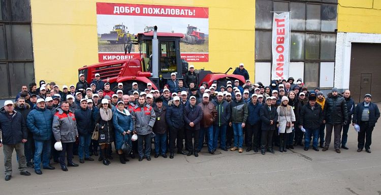 Петербургский тракторный завод формирует портфель заказов на 2019 год