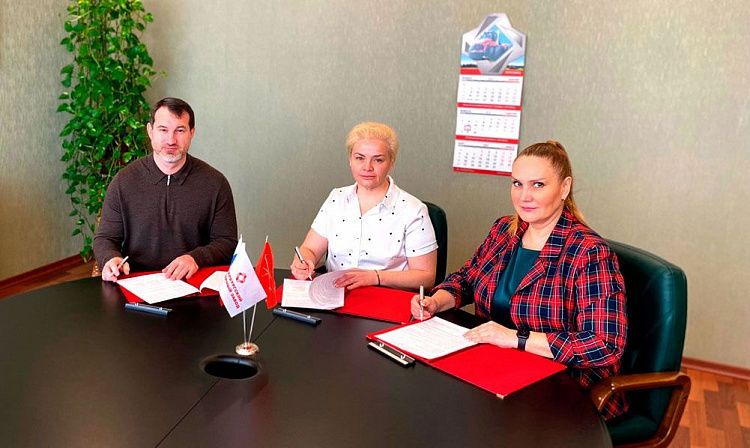 «АГРОСИЛА» заключила соглашение о сотрудничестве с «Петербургским тракторным заводом»