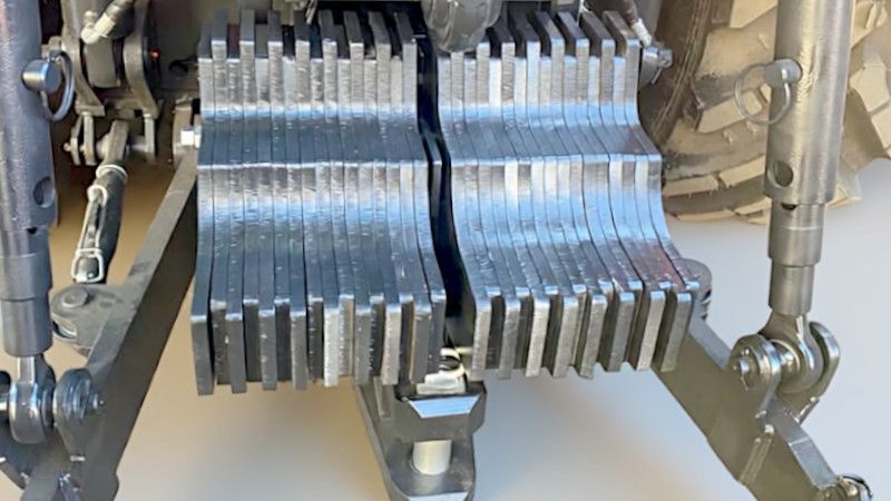 К-5: Комплект наборных балластных грузов 380 кг для установки на заднюю раму тракторов К-5. Одновременная установка грузов и ТСУ-3К, ТСУ-3В невозможна.