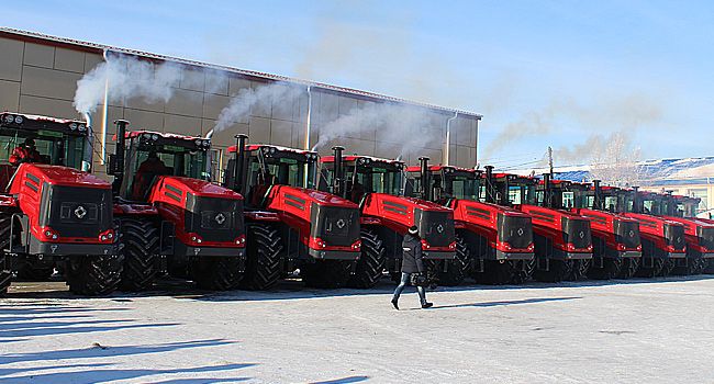 Поставки тракторов «Кировец» в Казахстан выросли на 60%