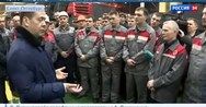 Премьер-министр России Дмитрий Медведев посетил Петербургский тракторный завод