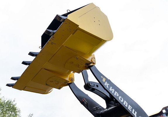 Кировец К-708ПК6