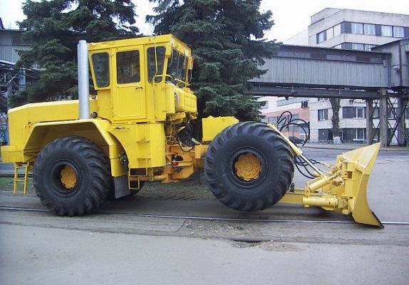 Кировец К-703МА-ДМ15