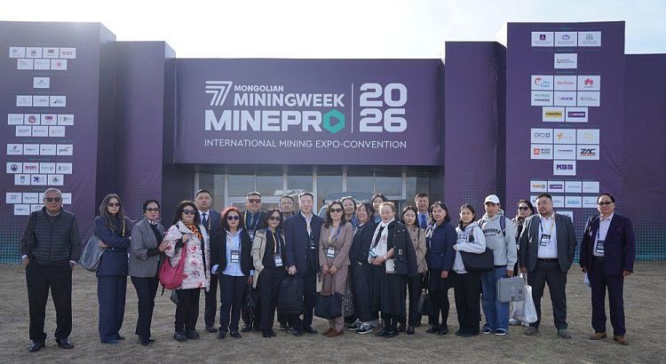 Петербургский тракторный завод представил технику КИРОВЕЦ на выставке MiningWeek & MinePro 2026 в Монголии